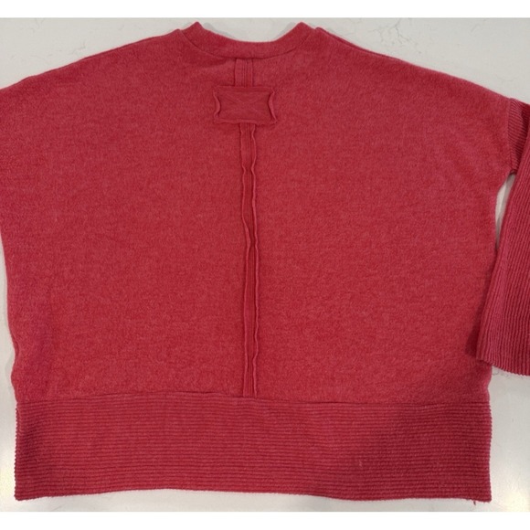 Zenana Womens Sz Small Relaxed Coral/Pink Knitted Sweater Crew Neck Back Detail - Picture 6 of 9
